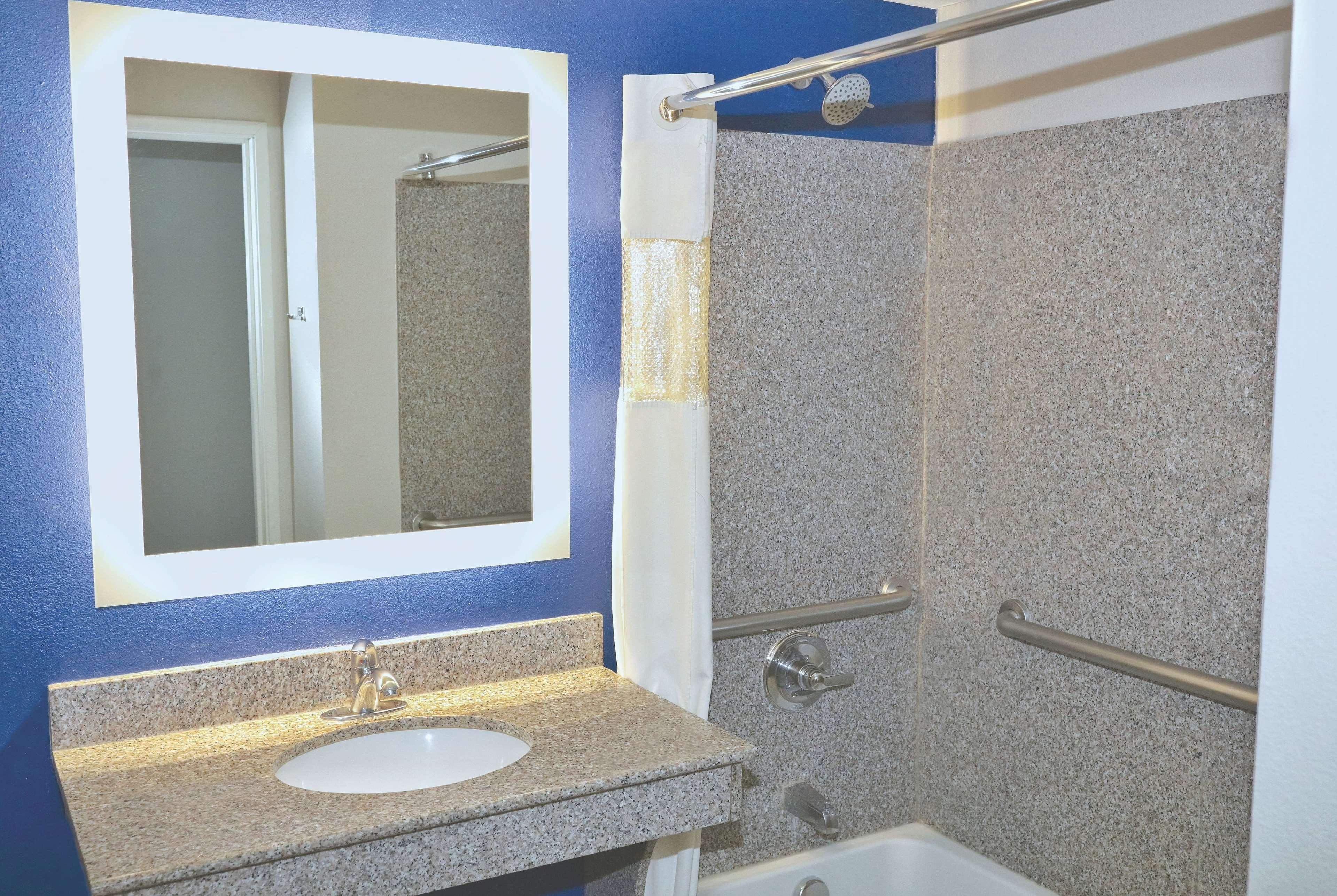 La Quinta By Wyndham Ne Long Beach/Cypress Hawaiian Gardens Luaran gambar