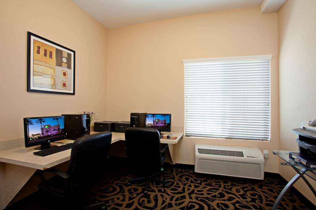La Quinta By Wyndham Ne Long Beach/Cypress Hawaiian Gardens Kemudahan gambar